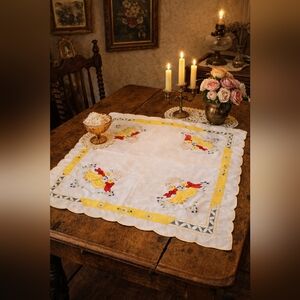 Vintage 1940s–1950s Embroidered Table Centerpiece | Duck Motif | Scalloped Edge